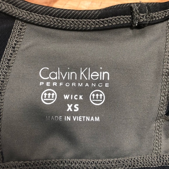 Calvin Klein Performance camo mesh bra - Picture 5 of 5